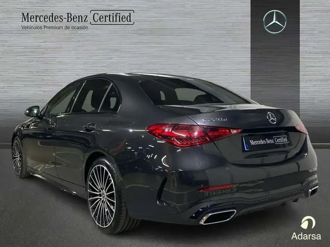 Usado Mercedes C220 AMG line 200 CV (147 kW) 2023 Berlina