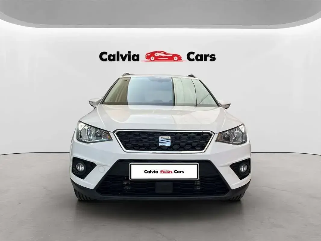 Usado Seat Arona Xperience 110 CV (80 kW) 2021 Blanco SUV