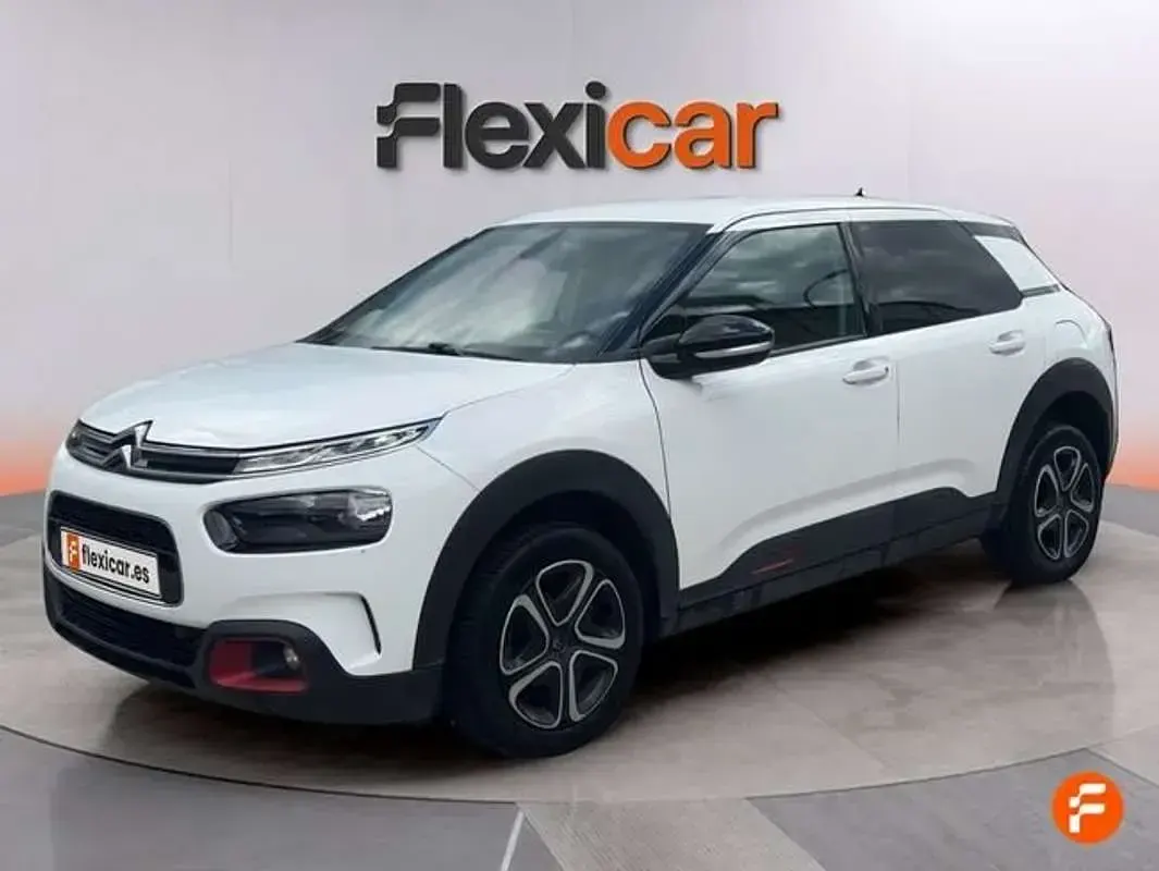 Usado Citroën C4 Cactus Feel 110 CV (80 kW) 2020 Blanco Utilitario