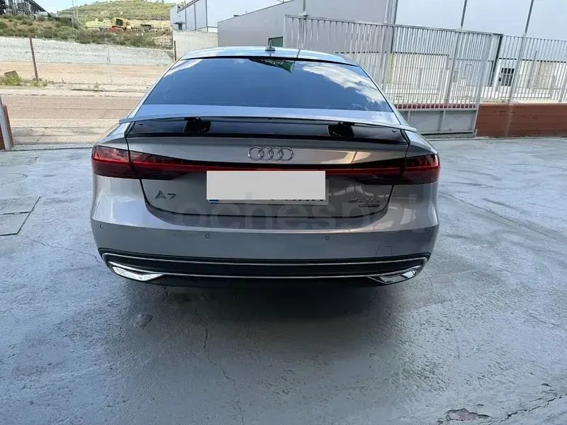 Usado Audi A7 Sportback S-Line 286 CV (210 kW) 2019 Gris / plata Utilitario