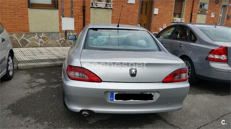Usado Peugeot 406 Coupe 138 CV (101 kW) 2000 Gris / plata Coupe