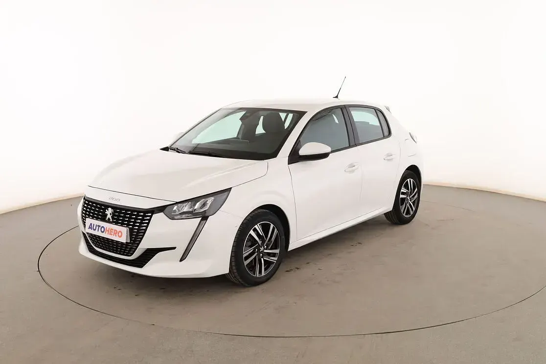 Usado Peugeot 208 Allure 101 CV (74 kW) 2020 Utilitario