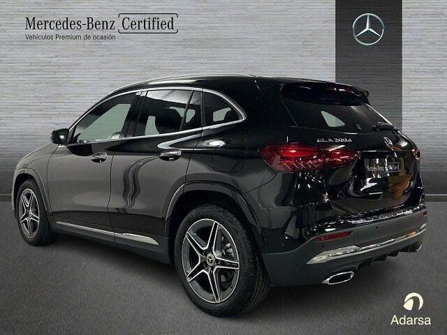 Nuevo Mercedes GLA200 AMG line 150 CV (110 kW) 2025 Negro SUV