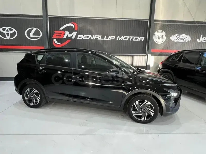Usado Hyundai Bayon 84 CV (61 kW) 2022 Negro SUV