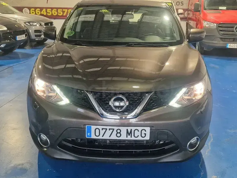 Usado Nissan Qashqai Acenta 115 CV (84 kW) 2015 Beige SUV