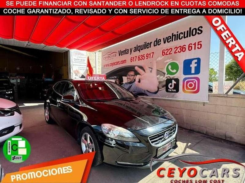 Negro Usado 2015 Volvo V40 Momentum Familiar | 13.740 € (Caro) - Imagen 1/4