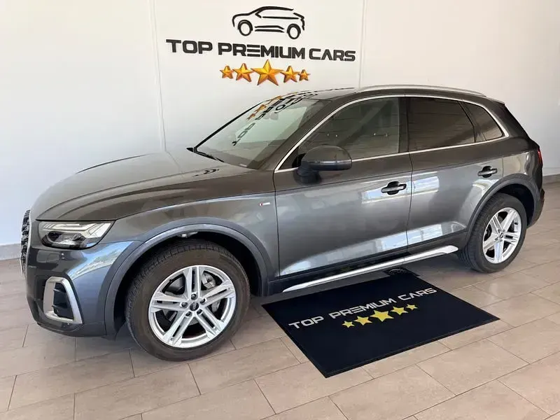 Usado Audi Q5 S-Line 204 CV (150 kW) 2021 Gris / plata SUV