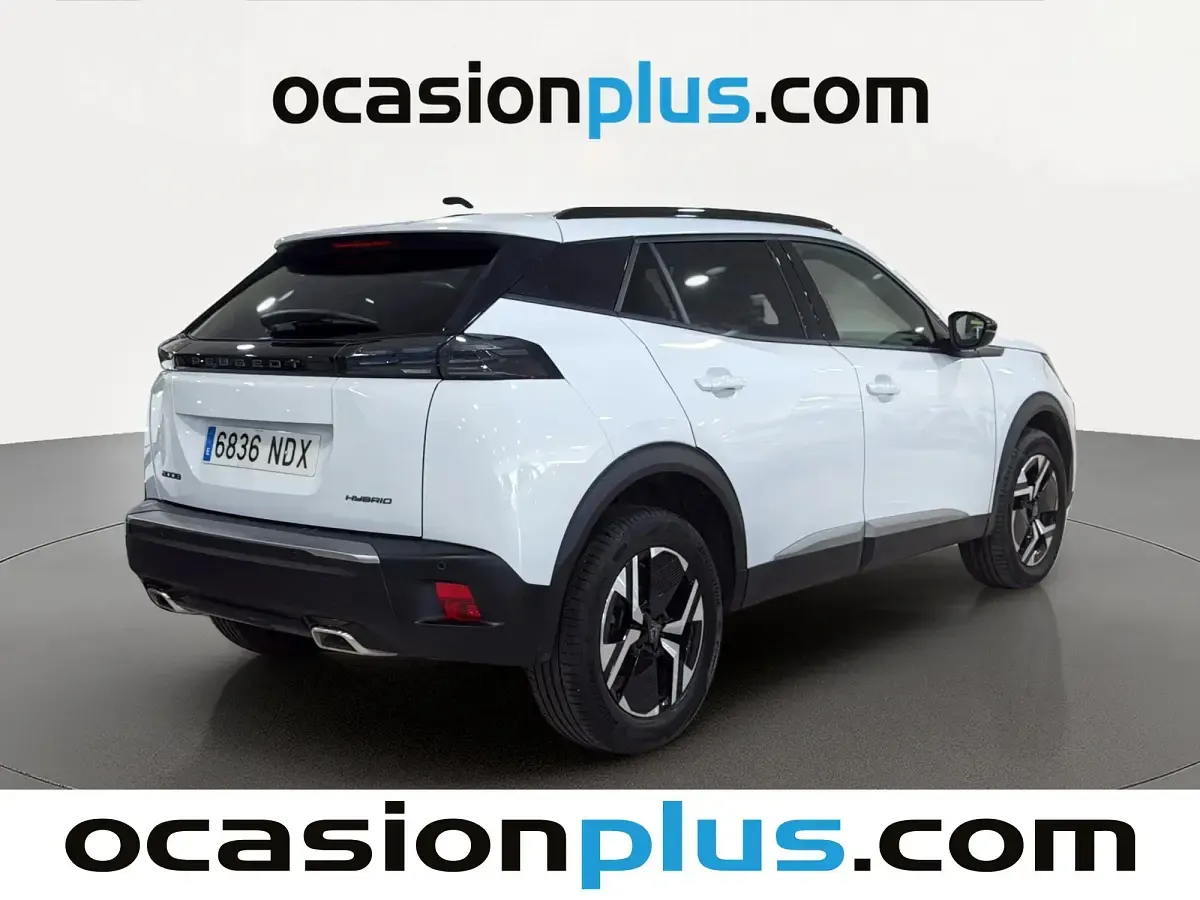 Usado Peugeot 2008 Allure 145 CV (106 kW) 2025 Blanco SUV