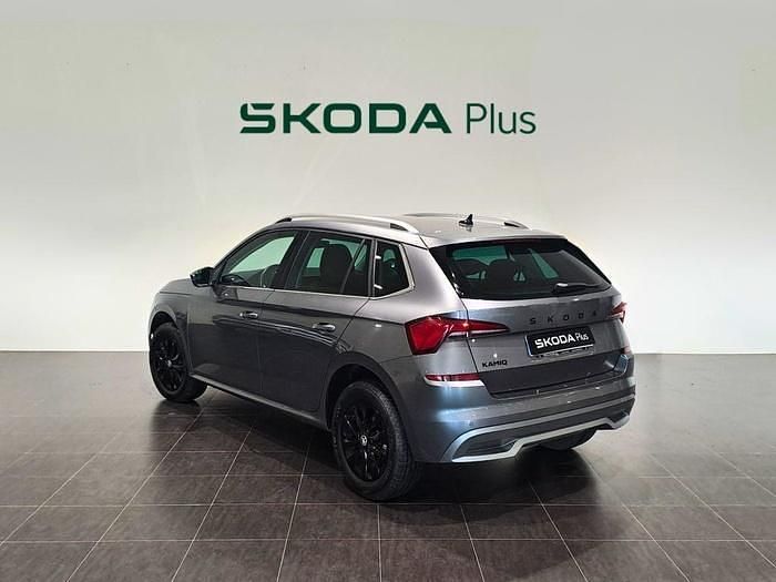 Gris Usado 2023 Skoda Kamiq Ambition SUV | 18.950 € (Precio justo) - Imagen 1/4