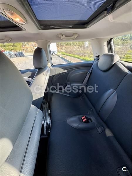 Usado Mini Cooper 116 CV (85 kW) 2006 Gris / plata Utilitario