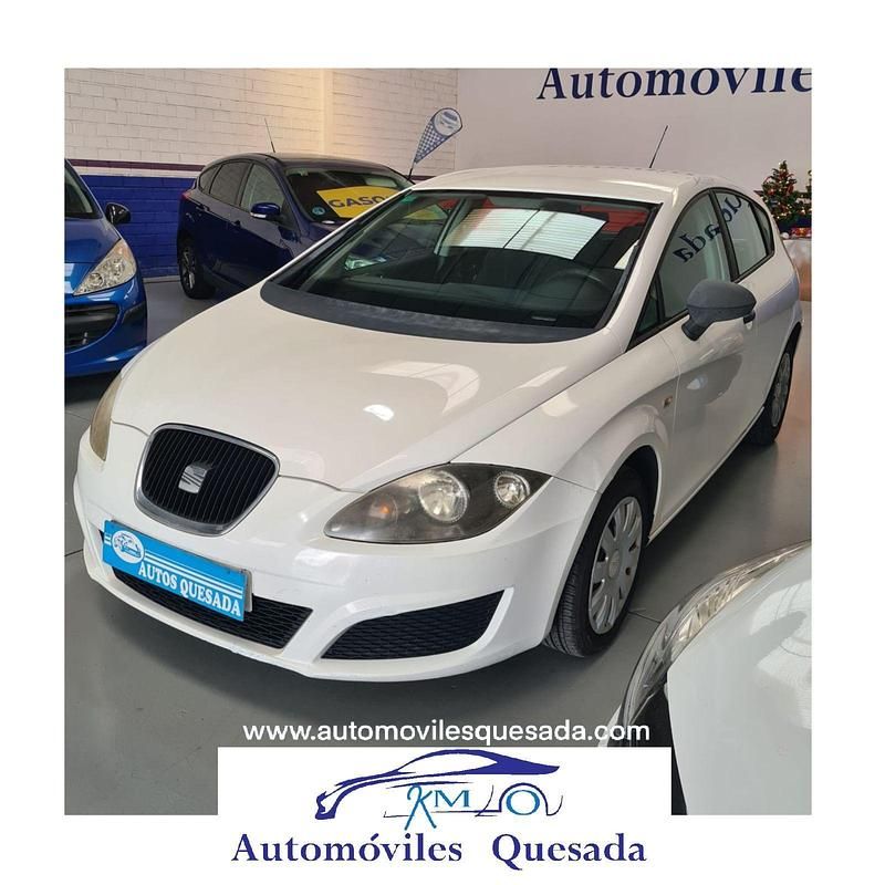 Blanco Usado 2011 Seat Leon Utilitario | 7500 € (Un poco caro) - Imagen 1/4