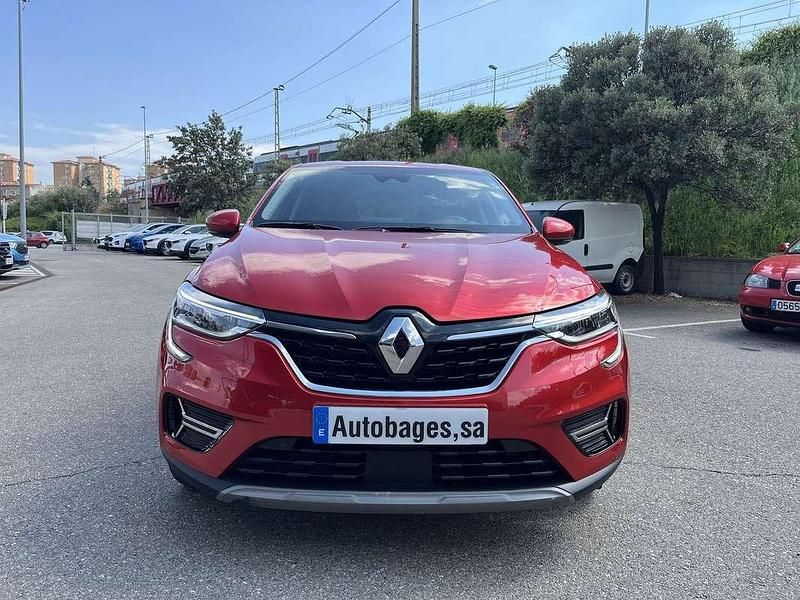 Usado Renault Arkana Techno 140 CV (102 kW) 2022 Rojo SUV