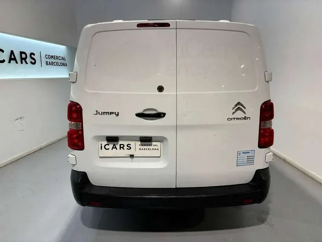 Usado Citroën Jumpy 121 CV (88 kW) 2018 Blanco Monovolumen