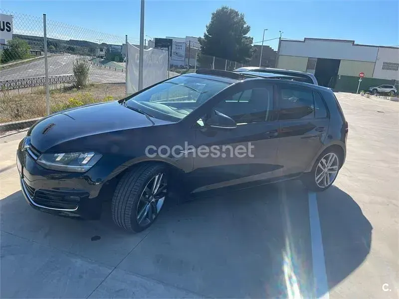 Usado VW Golf VII Sportline 150 CV (110 kW) 2014 Negro Berlina