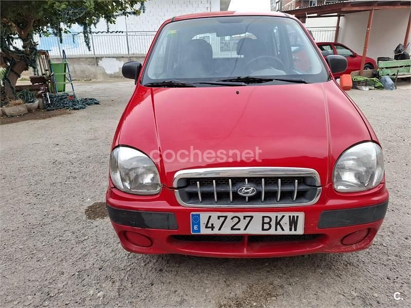 Granate Usado 2001 Hyundai Atos GLS Utilitario | 1480 € (Precio justo) - Imagen 1/4