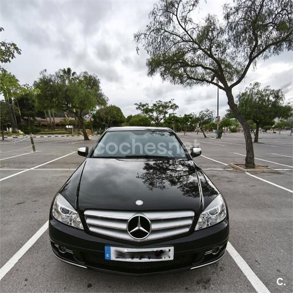 Negro Usado 2008 Mercedes C180 Classic Berlina | 6700 € (Precio justo) - Imagen 1/4