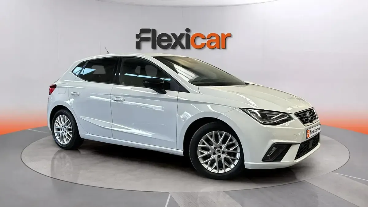 Usado Seat Ibiza FR 110 CV (80 kW) 2023 Utilitario