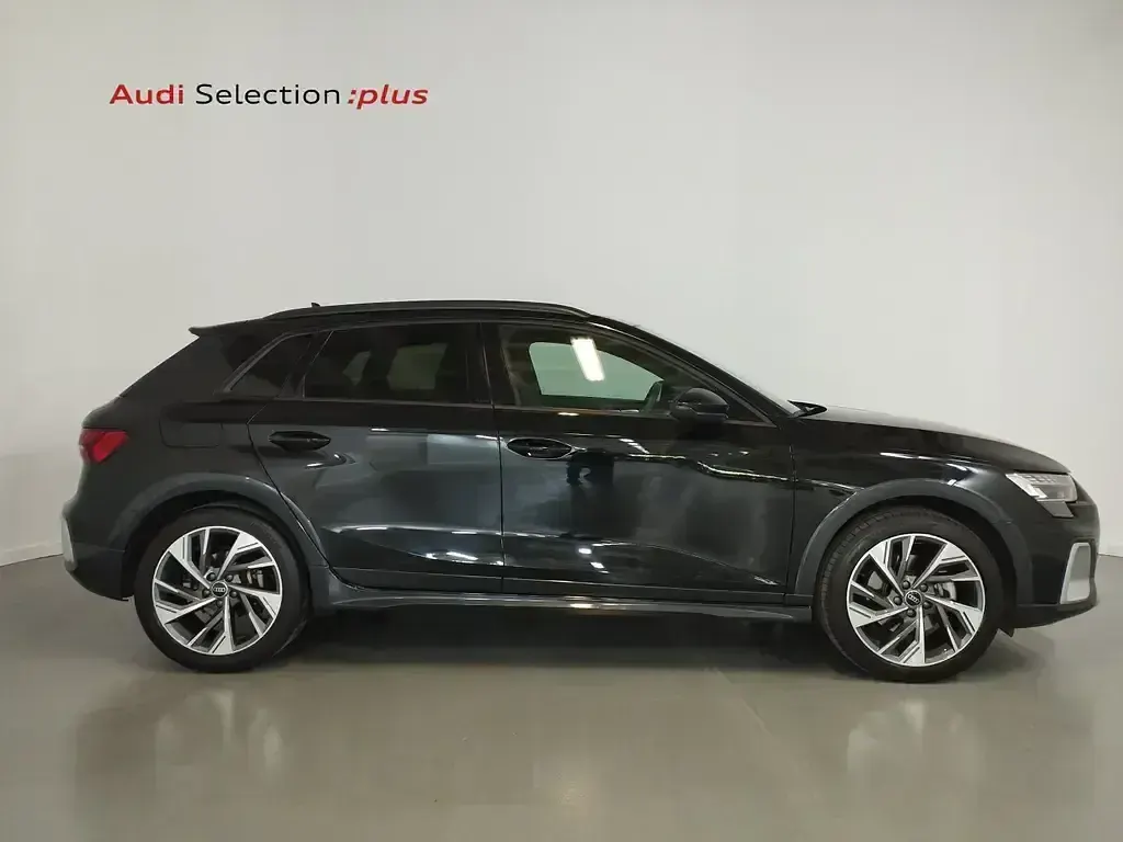 Usado Audi A3 Advanced Plus 204 CV (150 kW) 2025 Negro Pickup/Camioneta