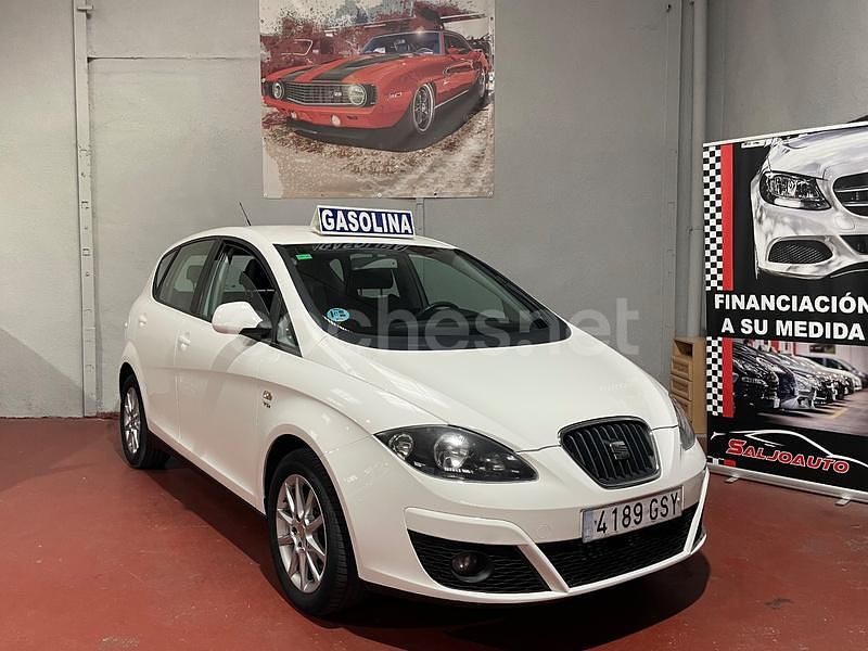 Blanco Usado 2010 Seat Altea Style Monovolumen | 6490 € (Precio justo) - Imagen 1/4