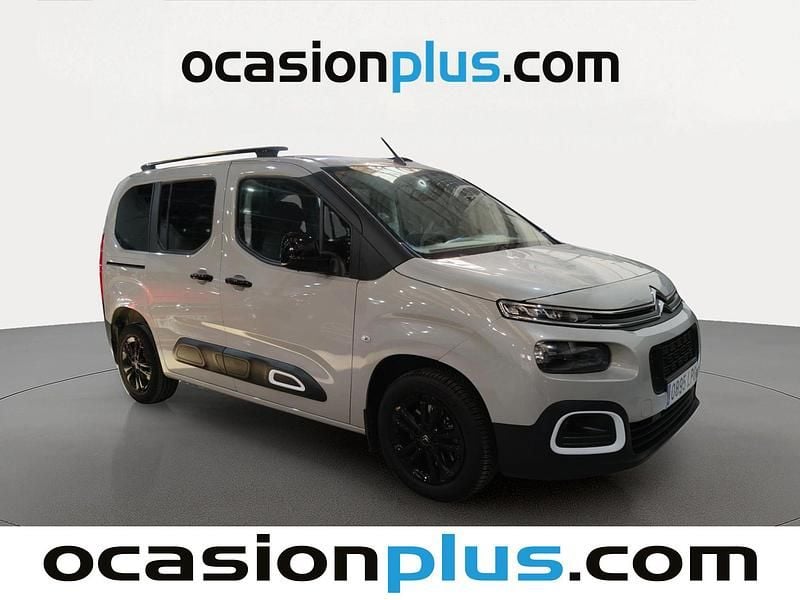 Usado Citroën Berlingo Feel 131 CV (96 kW) 2021 Gris Monovolumen