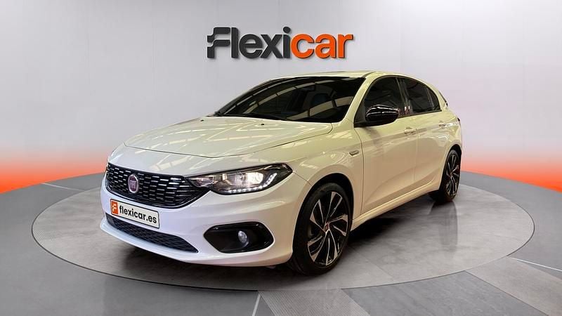 Usado Fiat Tipo Easy 95 CV (69 kW) 2019 Blanco Berlina