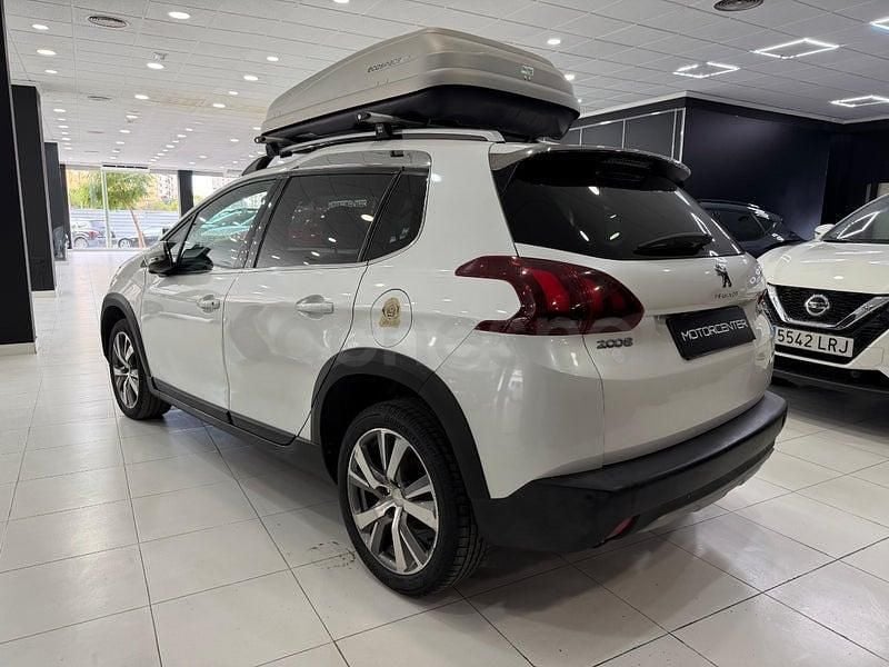 Usado Peugeot 2008 Allure 130 CV (95 kW) 2016 Blanco SUV