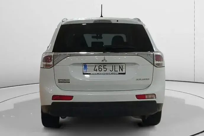 Usado Mitsubishi Outlander Motion 150 CV (110 kW) 2016 SUV