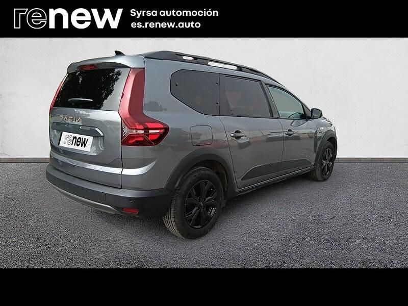 Usado Dacia Jogger Extreme 140 CV (102 kW) 2025 Gris Monovolumen