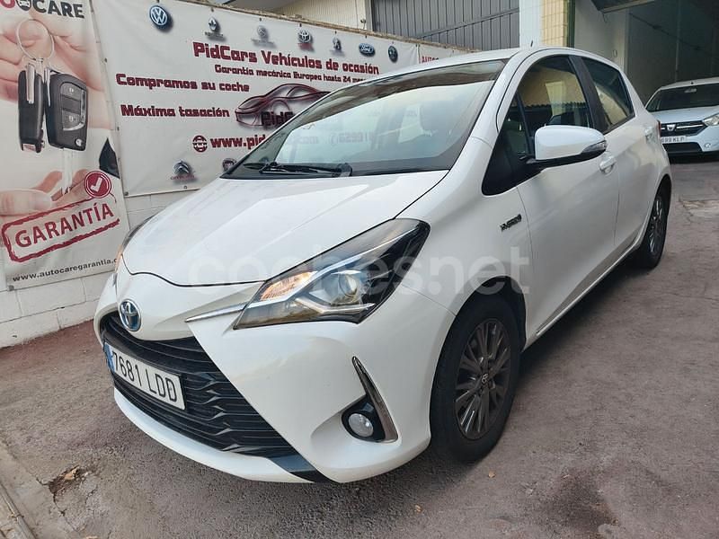 Blanco Usado 2019 Toyota Yaris Hybrid Active Berlina | 11.400 € (Buen precio) - Imagen 1/4