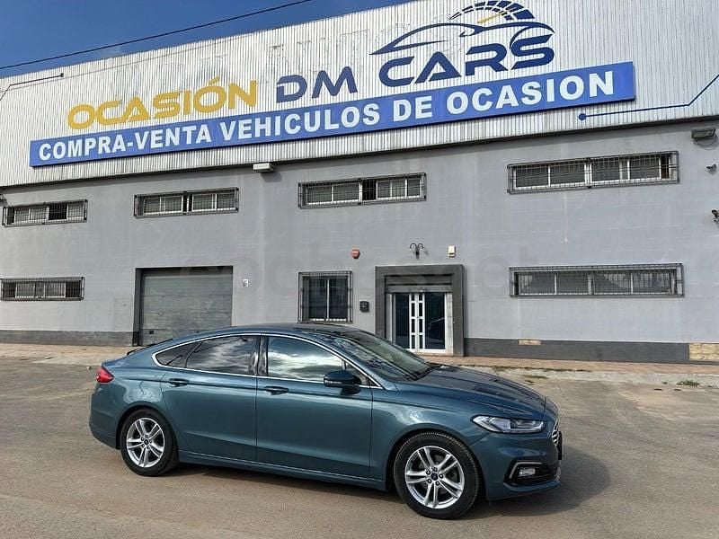 Usado Ford Mondeo Titanium 165 CV (121 kW) 2019 Azul Berlina