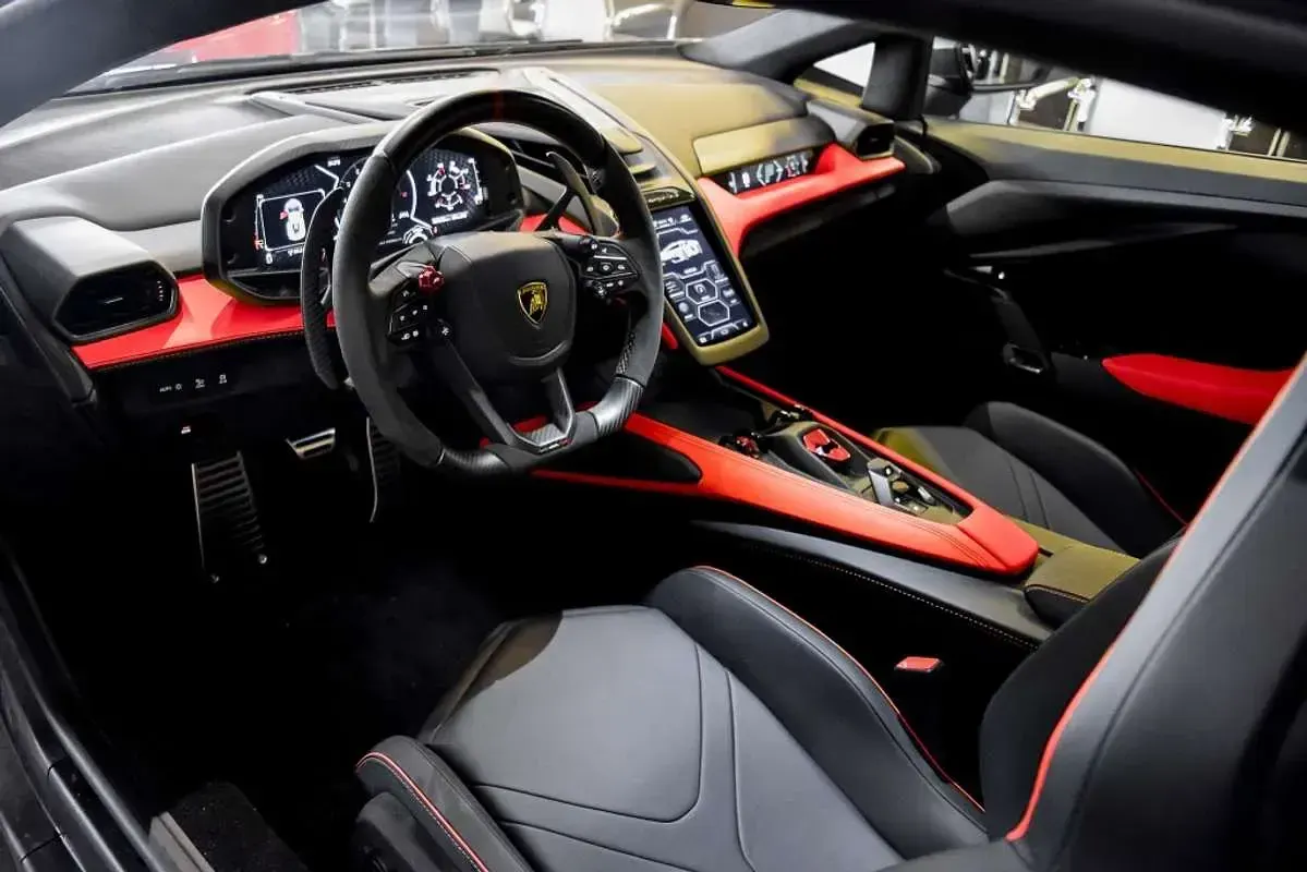 Nuevo Lamborghini Revuelto 1016 CV (747 kW) 2026 Negro Coupe