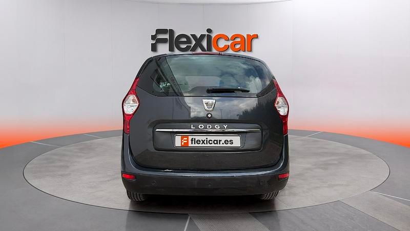 Usado Dacia Lodgy Lauréate 116 CV (85 kW) 2018 Negro Monovolumen