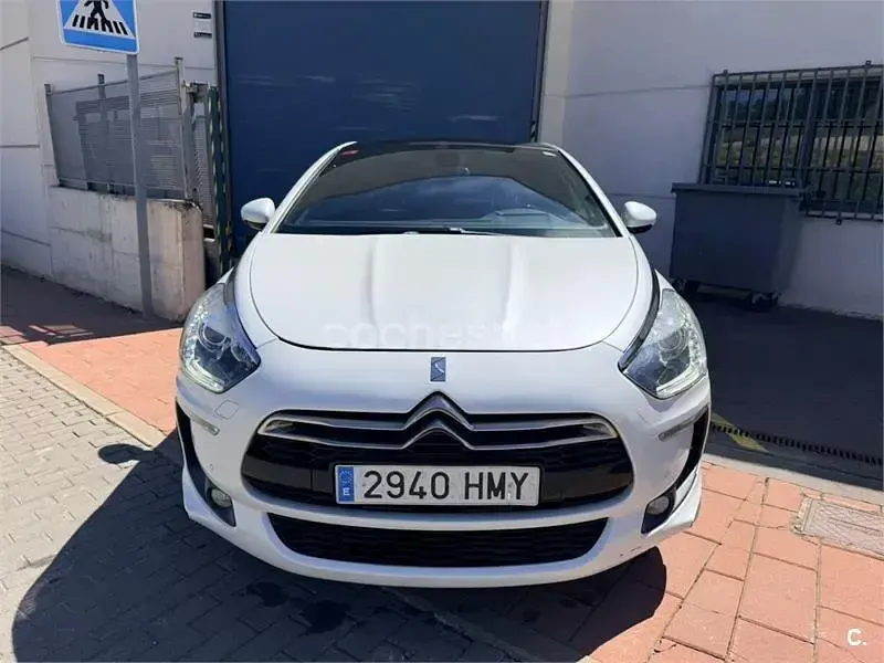 Usado Citroën DS5 163 CV (119 kW) 2012 Blanco Utilitario