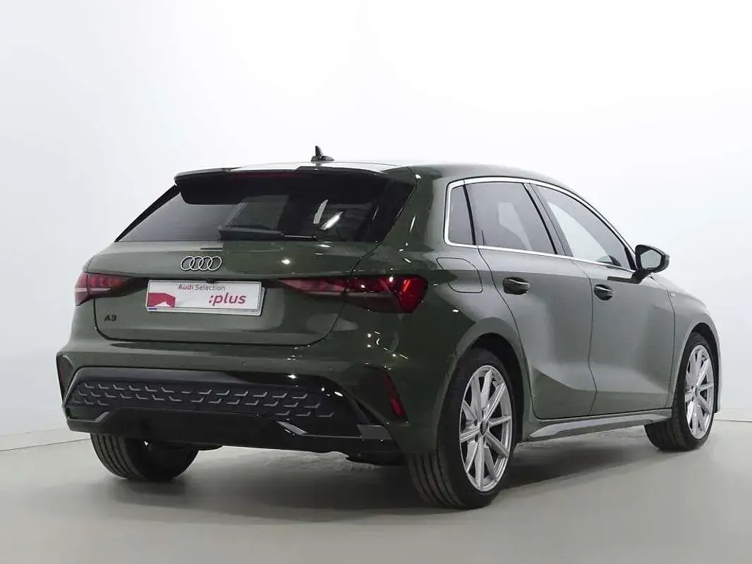 Usado Audi A3 Sportback S-Line 150 CV (110 kW) 2025 Verde Utilitario