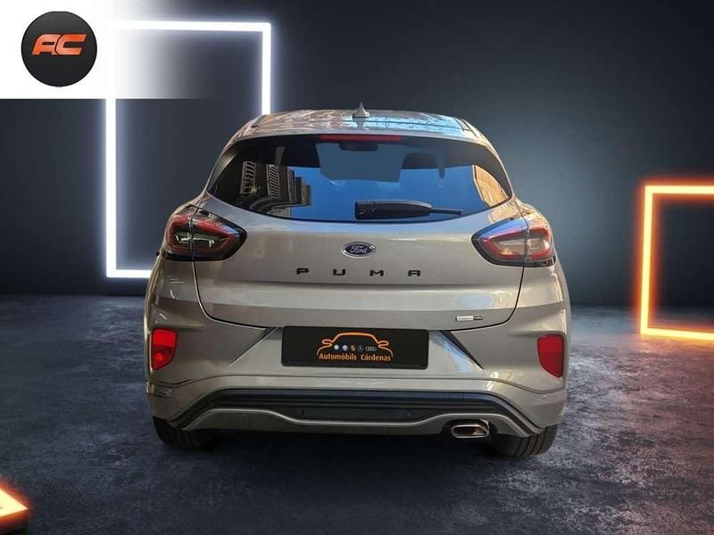 Usado Ford Puma ST-Line X 125 CV (91 kW) 2023 Gris SUV