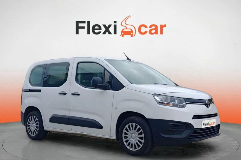 Blanco Usado 2021 Toyota Proace Verso City Familiar | 13.490 € (Un poco caro) - Imagen 1/4