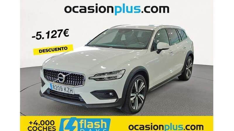 Negro Usado 2019 Volvo V60 CC Pro Familiar | 26.273 € (Buen precio) - Imagen 1/4