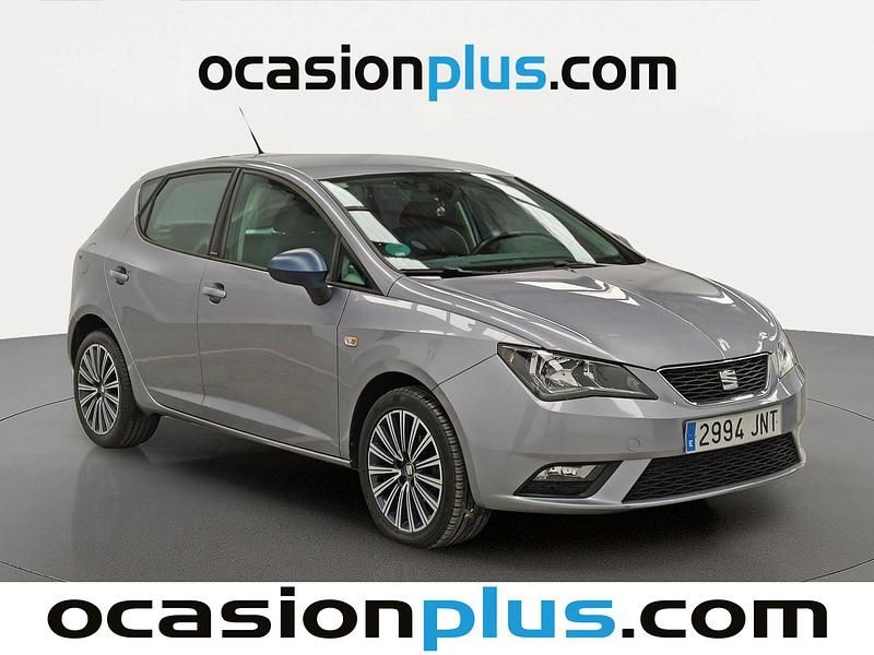 Usado Seat Ibiza CONNECT 90 CV (66 kW) 2016 Gris plata Utilitario