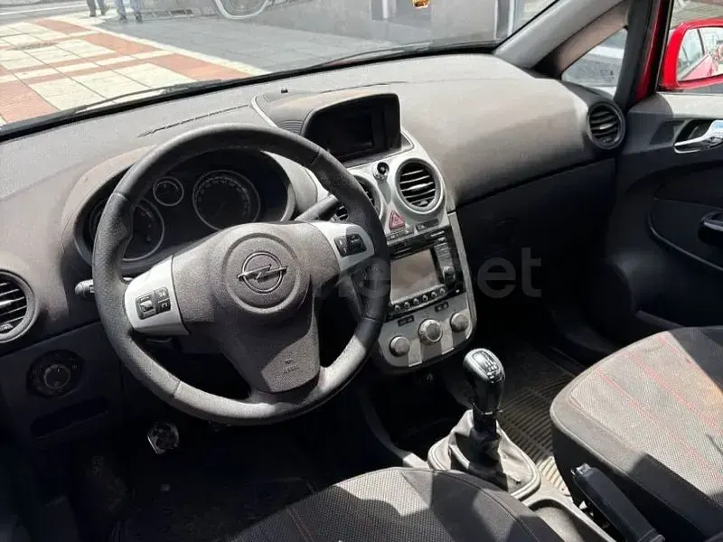 Usado Opel Corsa 150 CV (110 kW) 2008 Rojo Utilitario