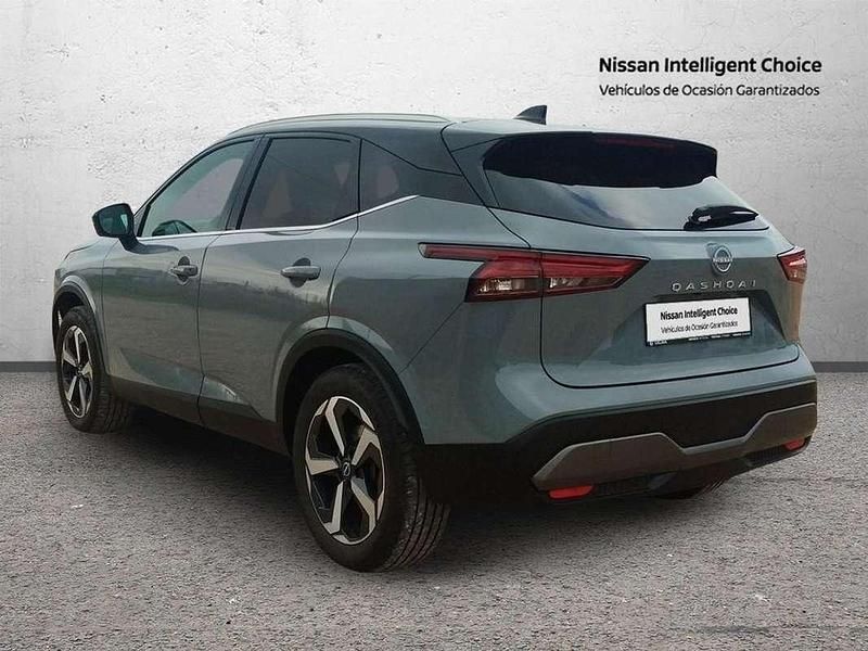 Usado Nissan Qashqai N-Connecta 158 CV (116 kW) 2022 Gris / plata SUV