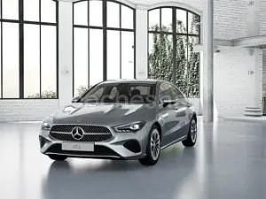 Usado Mercedes CLA250e 218 CV (160 kW) 2025 Gris / plata Berlina