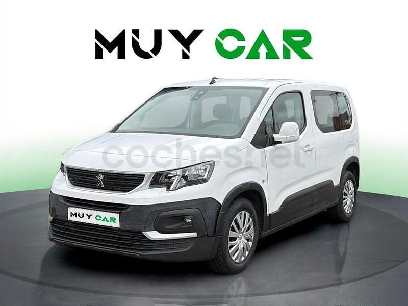 Usado Peugeot Rifter Style 100 CV (73 kW) 2020 Blanco Monovolumen