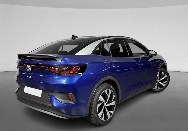 Usado VW ID.5 Pro 150 kW (204 CV) 2025 Azul dusk metalizado techo negro SUV