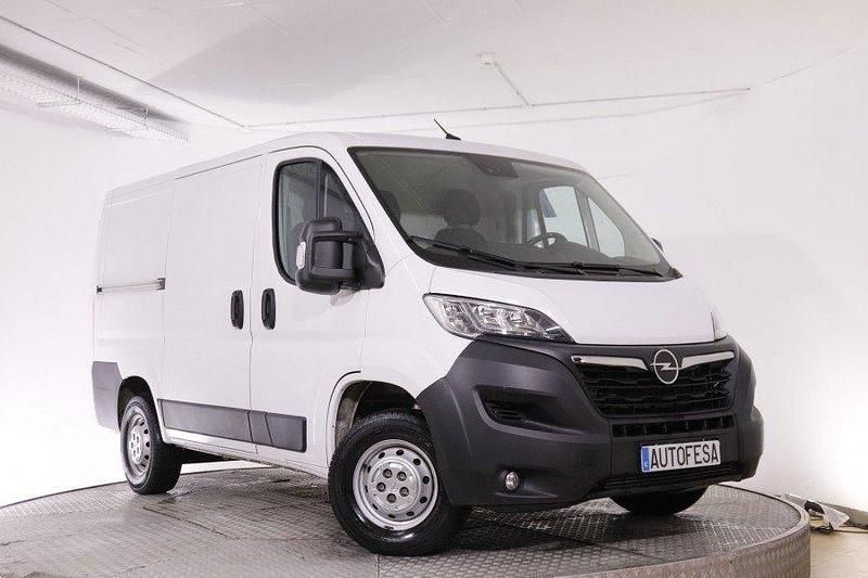 Usado Opel Movano 140 CV (102 kW) 2024 Blanco Van
