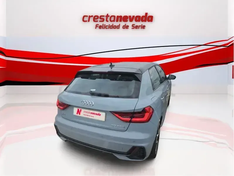 Usado Audi A1 Sportback Premium 110 CV (80 kW) 2023 Gris / plata Utilitario