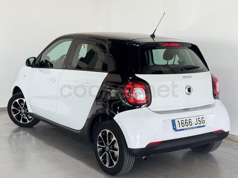 Usado Smart ForFour Passion 71 CV (52 kW) 2016 Blanco Utilitario
