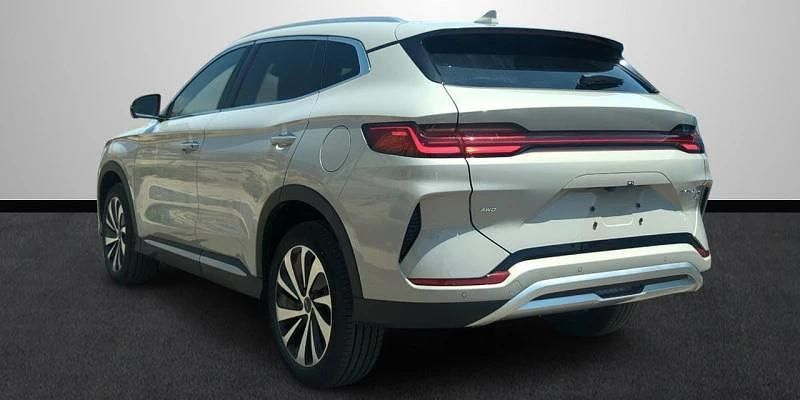 Nuevo BYD Seal U Design 238 kW (324 CV) 2026 Beige SUV