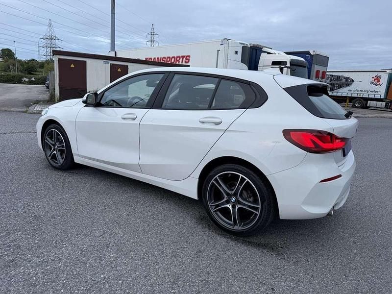 Usado BMW 118 150 CV (110 kW) 2020 Blanco Utilitario