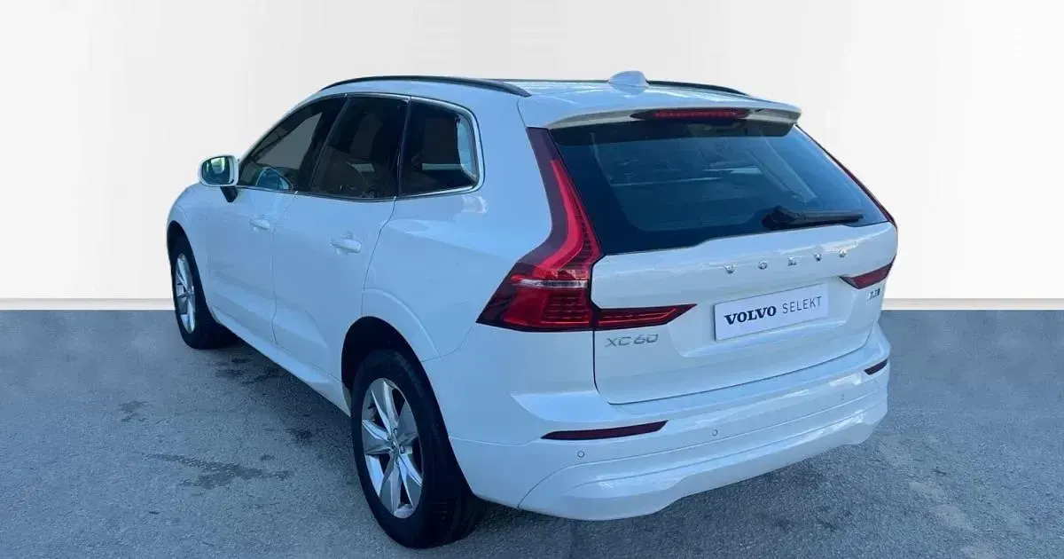 Usado Volvo XC60 Core 250 CV (183 kW) 2025 SUV
