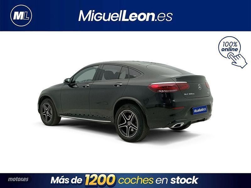 Usado Mercedes GLC300e 306 CV (225 kW) 2021 Negro Coupe